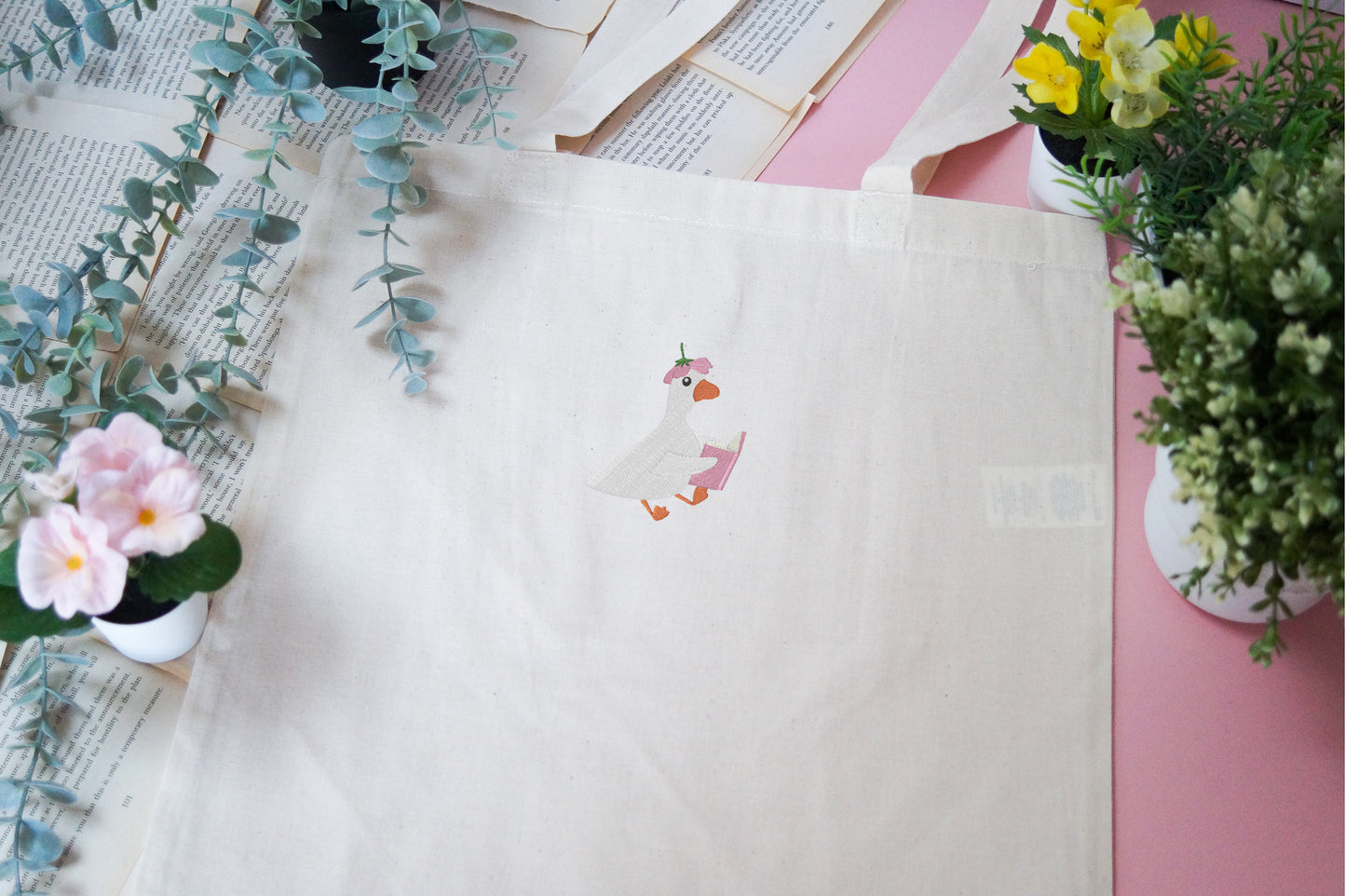 Reading Goose Tote Bag