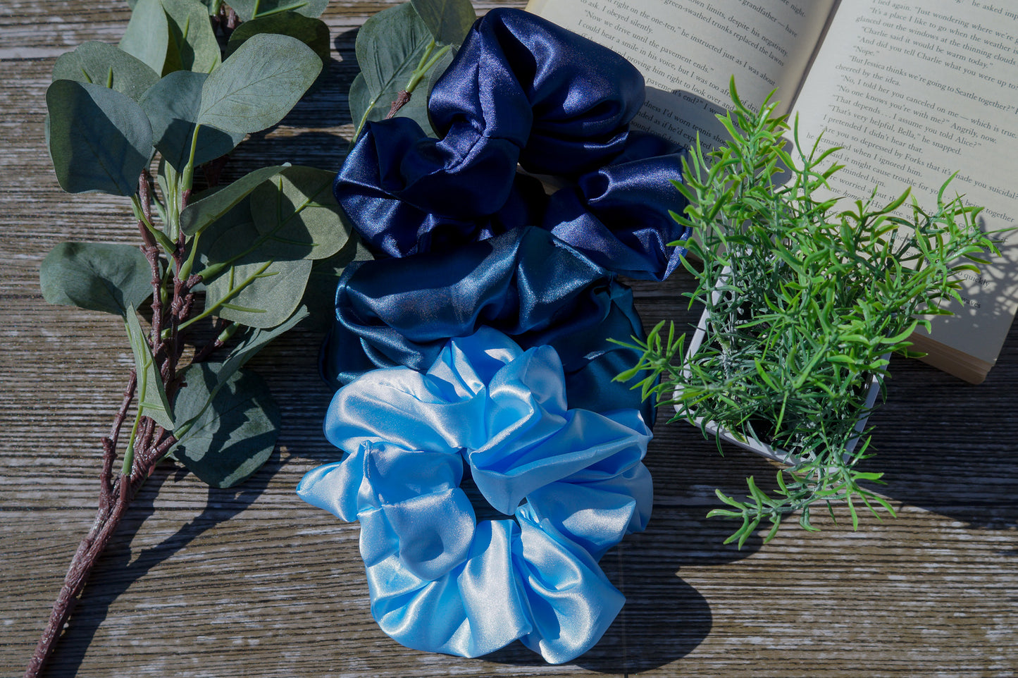 Extra Large Blue Scrunchie Trio