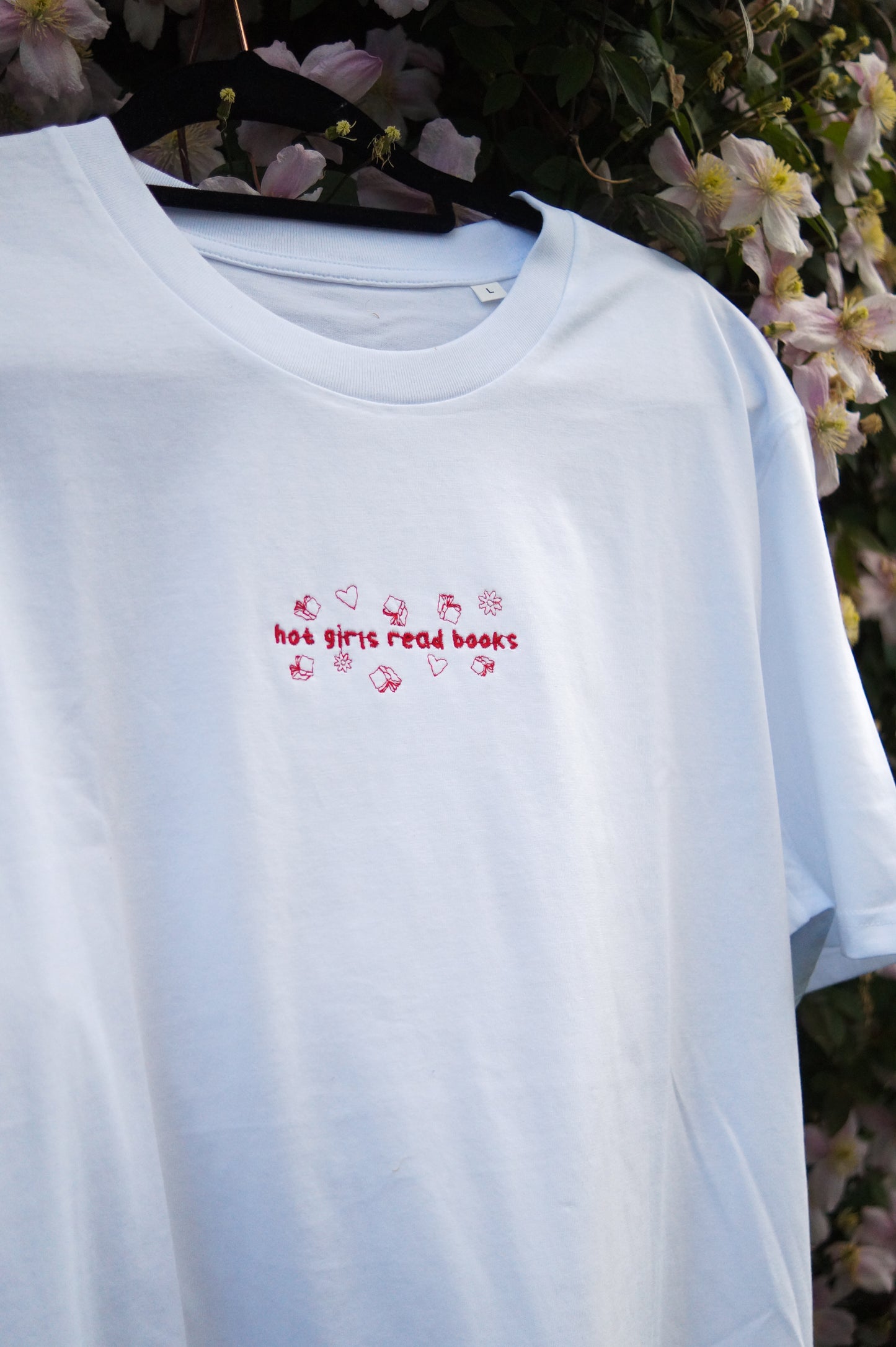 Hot Girls Read Books T-Shirt
