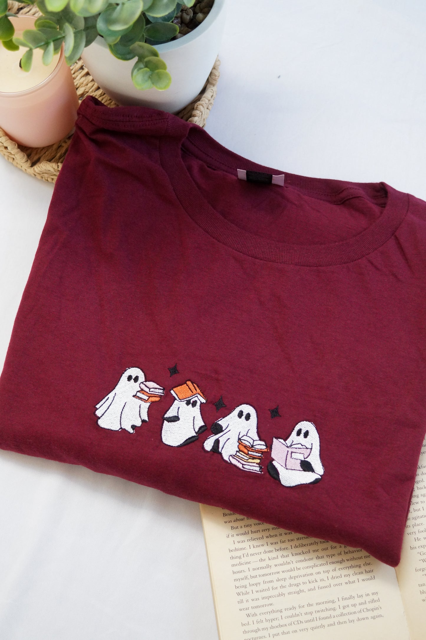 Book Ghosties T-shirt Whoopsie Daisy