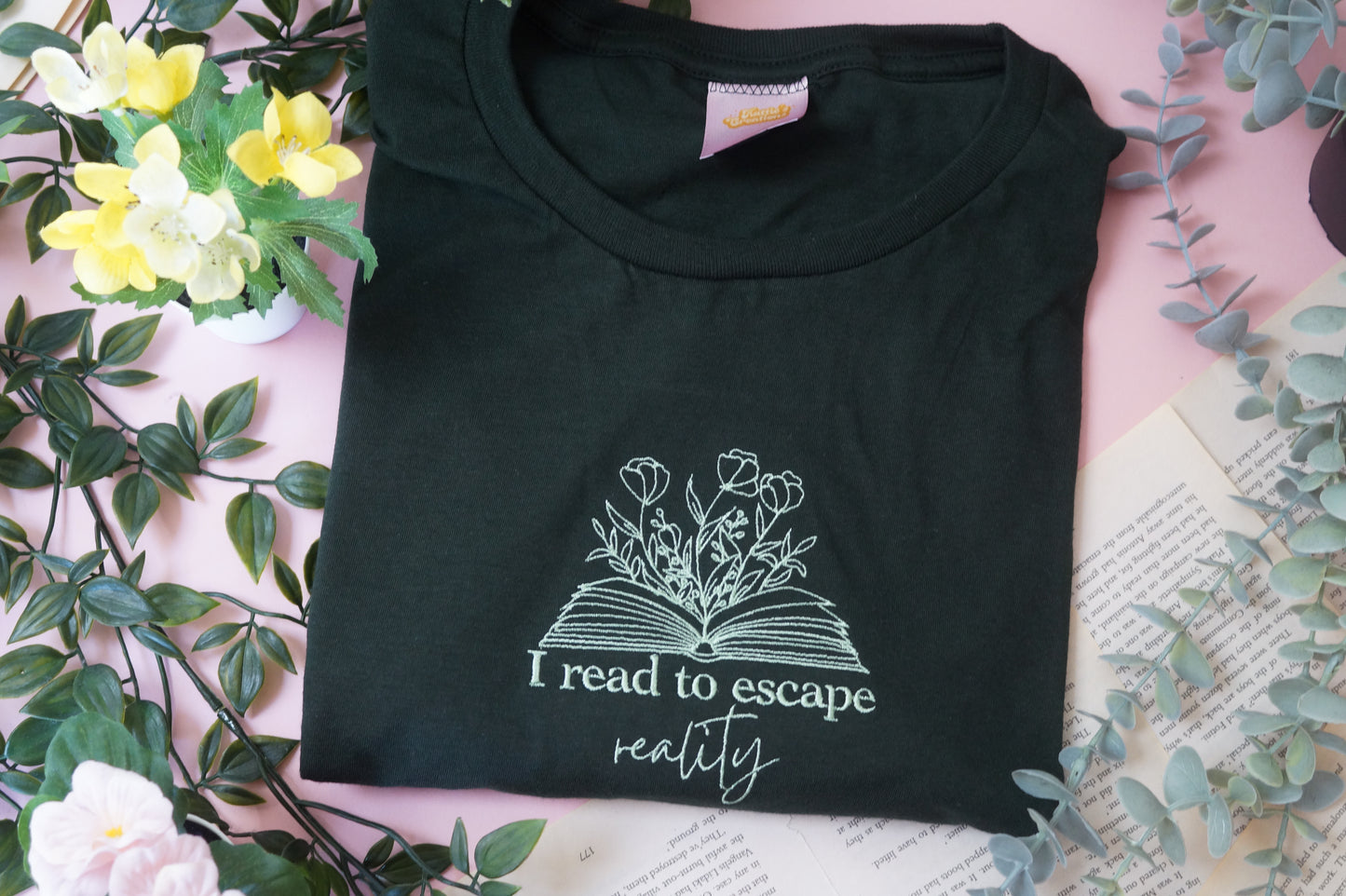 I Read To Escape Reality T-Shirt