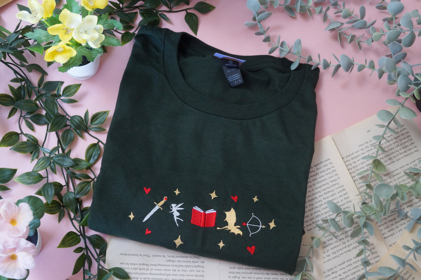 Romantasy Icons T-Shirt