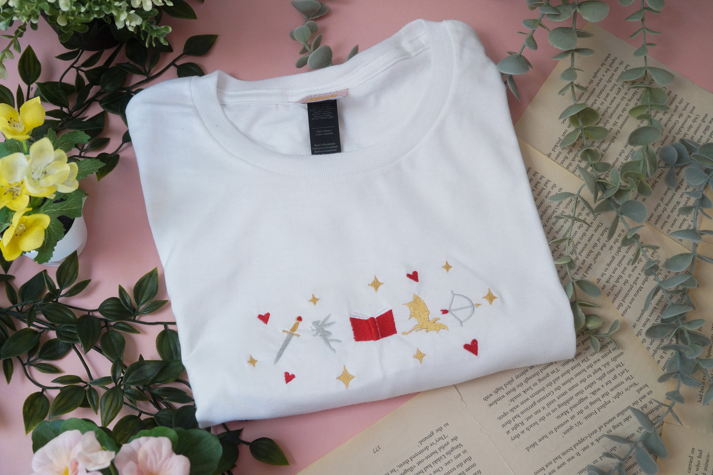Romantasy Icons T-Shirt