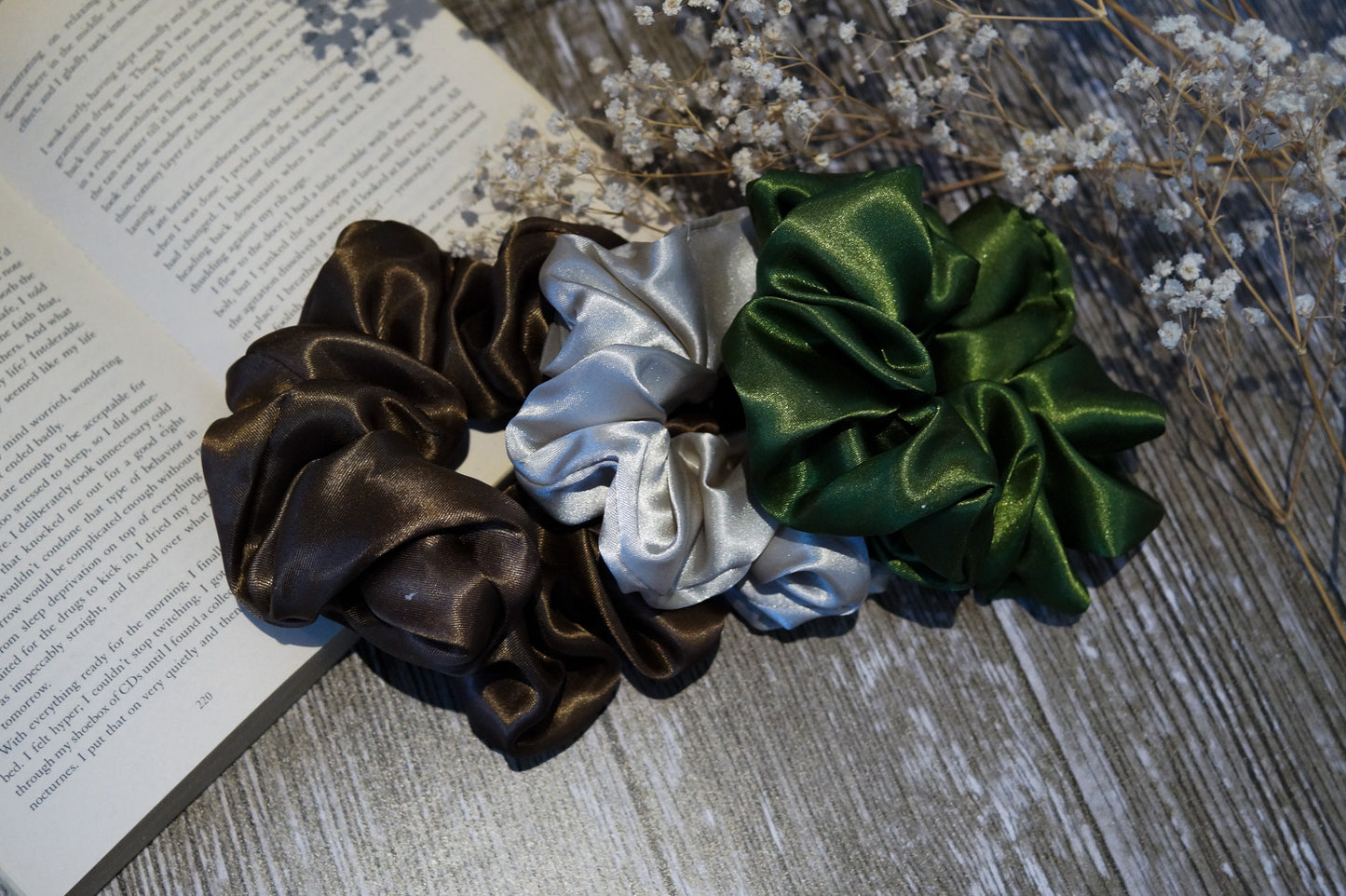 Extra Large Neutral Scrunchie Trio