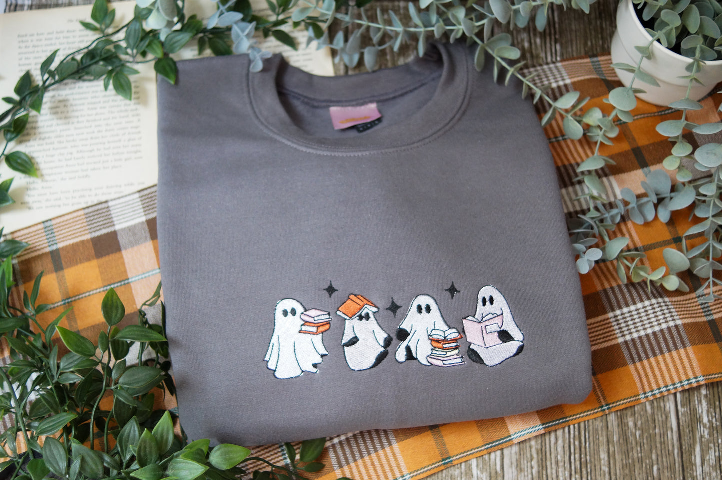 Book Ghosties Crewneck Jumper