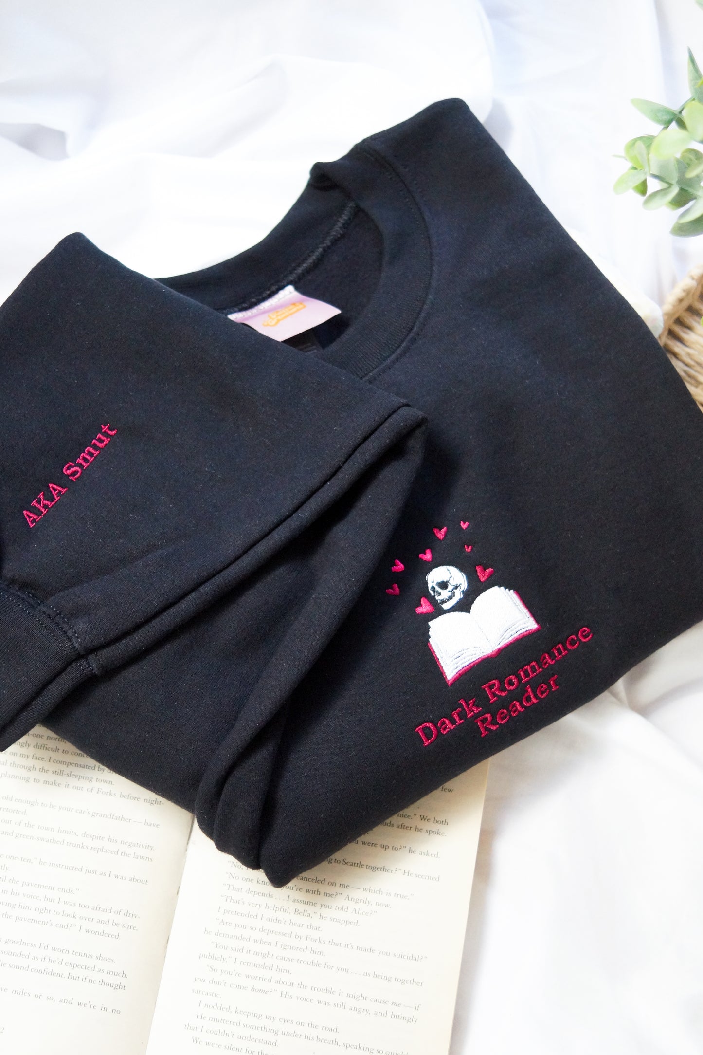 Dark Romance Reader (AKA Smut) Jumper