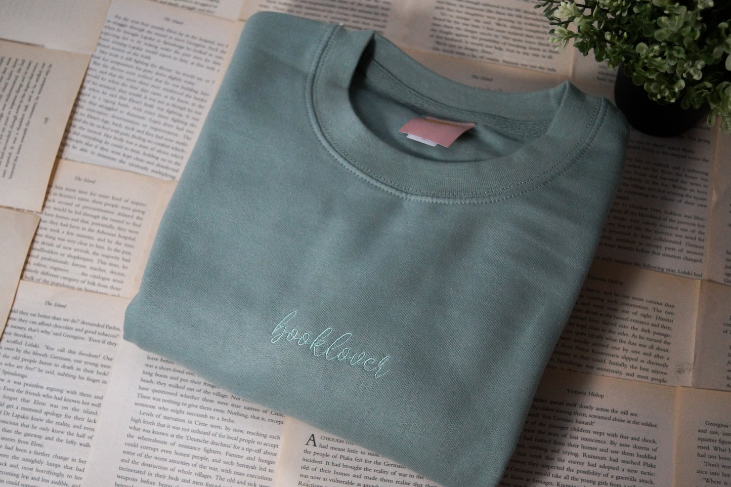 Booklover Crewneck